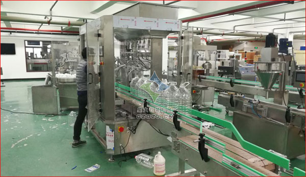 六頭食用油灌裝機